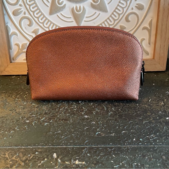 Coach Bronze Zipper bag - Picture 5 of 8